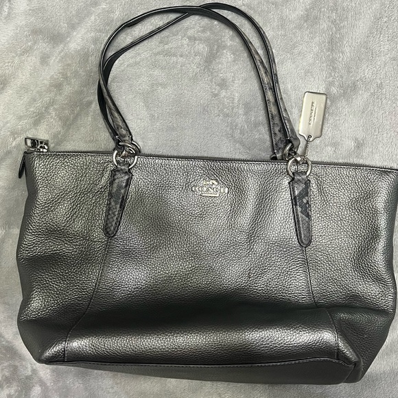 COACH Metallic Gunmetal Silver Pebble Leather Ava Tote with Python Accent - Picture 2 of 7